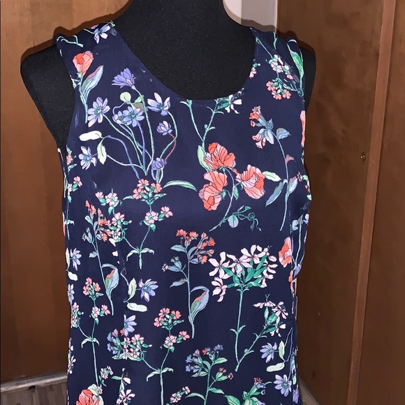 Tommy Hilfiger navy floral chiffon dress! - Picture 2 of 6